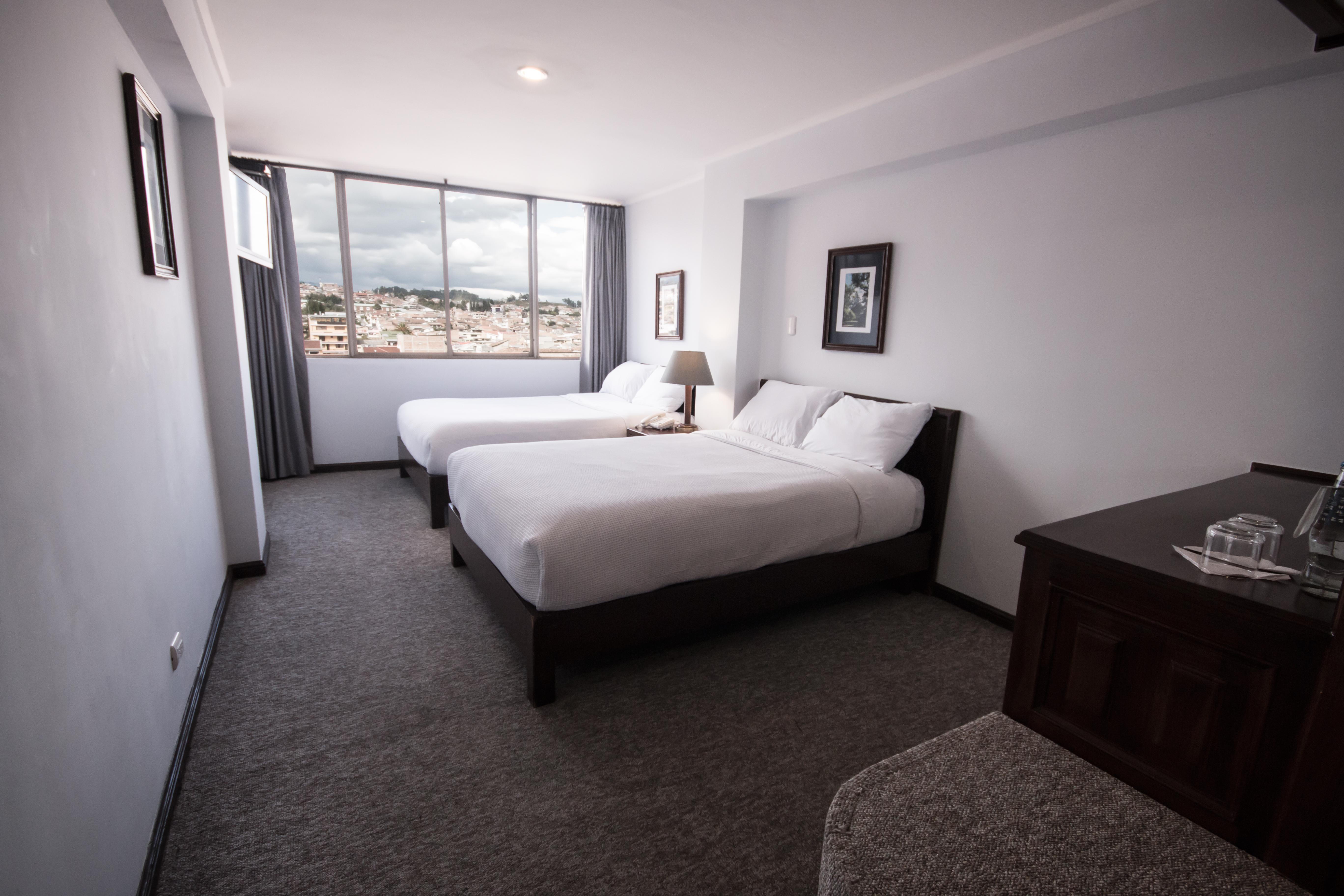 Hotel Presidente กูเอ็งกา ภายนอก รูปภาพ