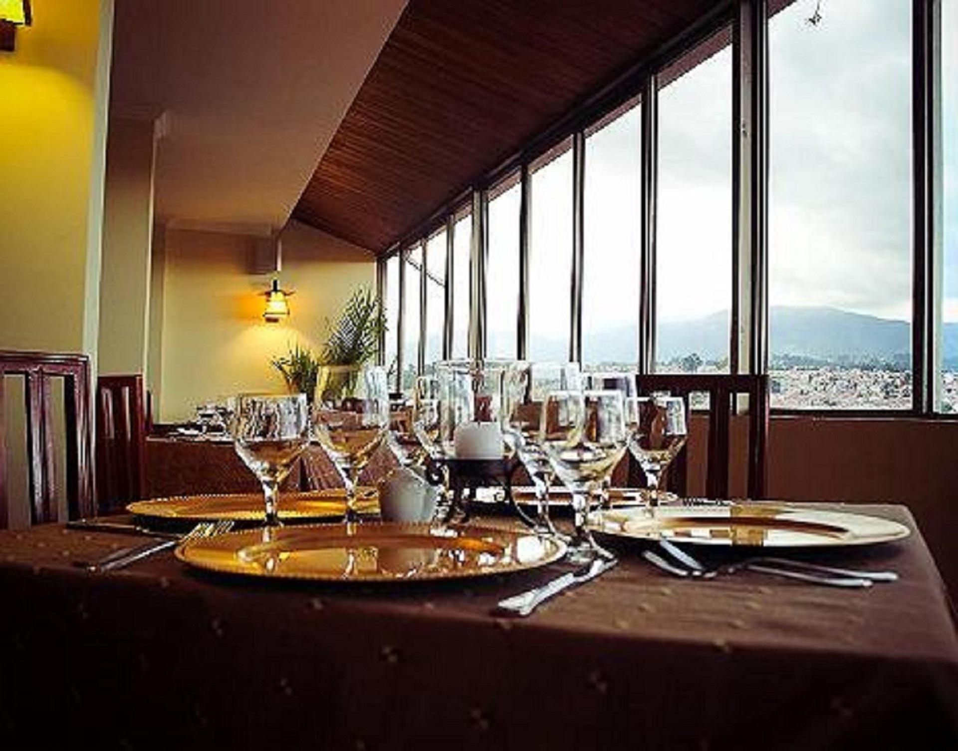Hotel Presidente กูเอ็งกา ภายนอก รูปภาพ