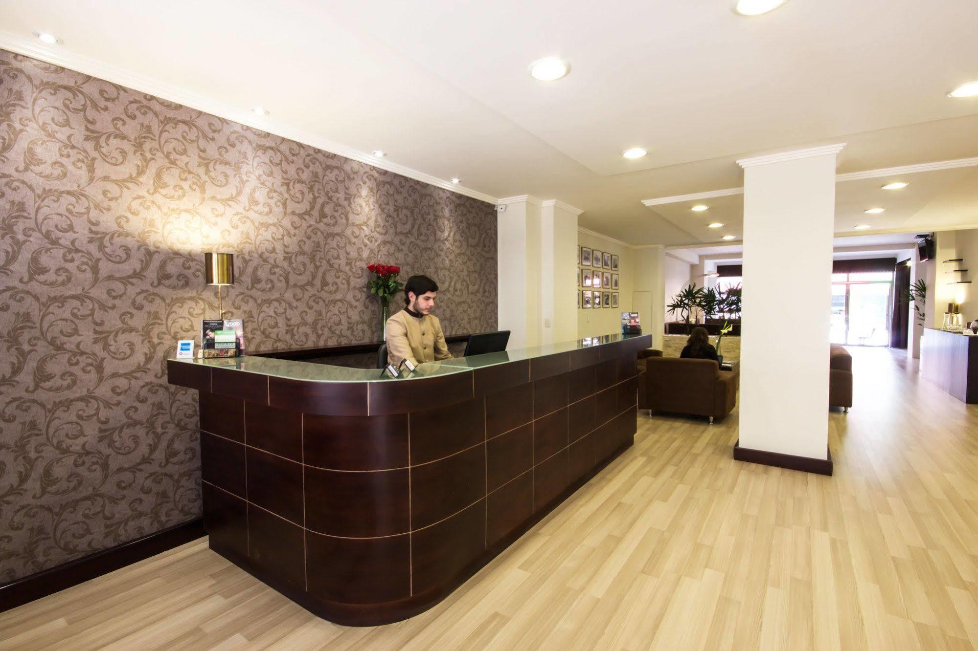 Hotel Presidente กูเอ็งกา ภายนอก รูปภาพ