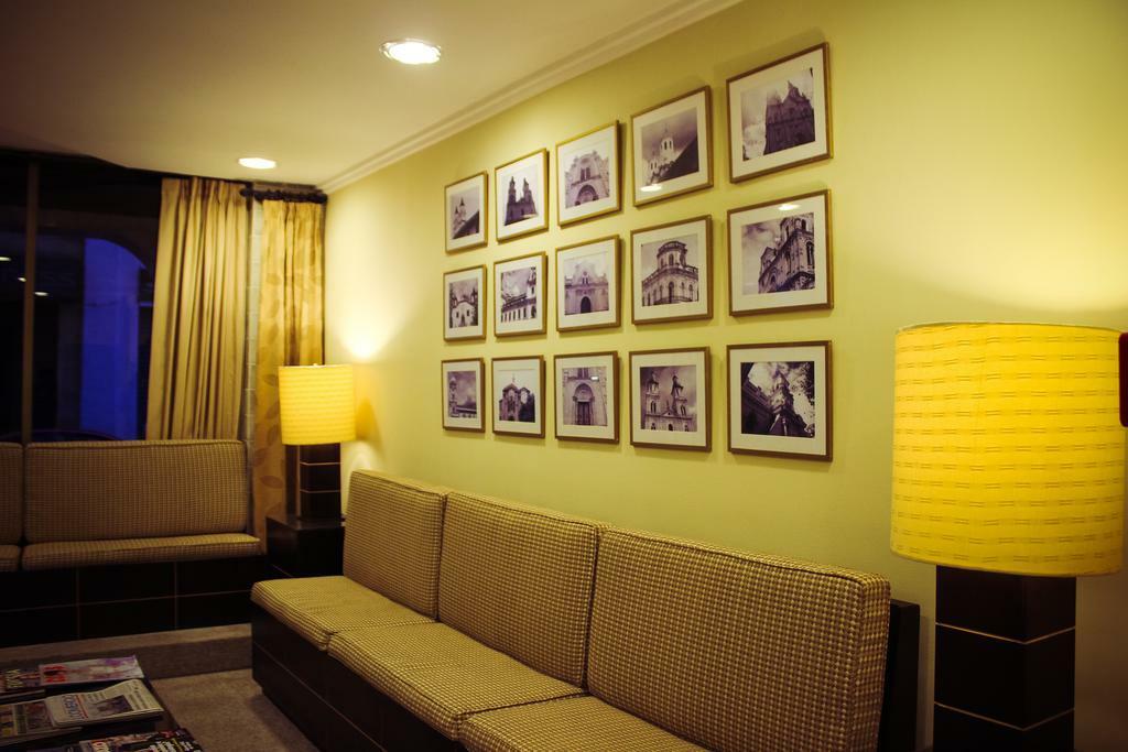 Hotel Presidente กูเอ็งกา ภายนอก รูปภาพ